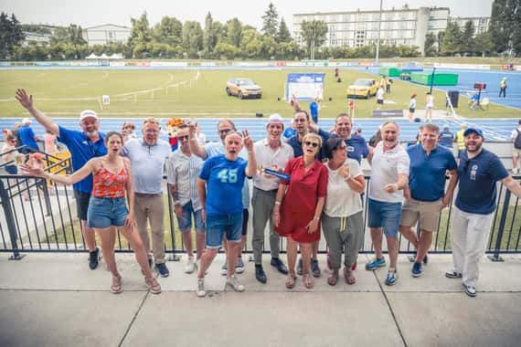Une belle délégation Aubassadeurs au Meeting d'athlétisme