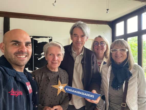 Et toi quelle est ta photo avec l'étoile Aubassadeurs en 2025 ?