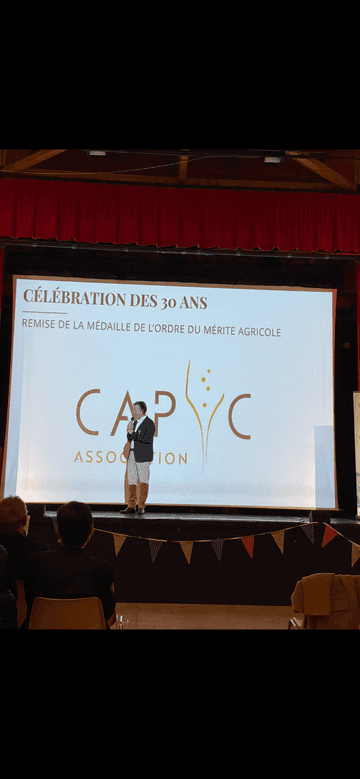 Etienne Bertrand reçoit la médaille de l'Ordre National du Mérite Agricole