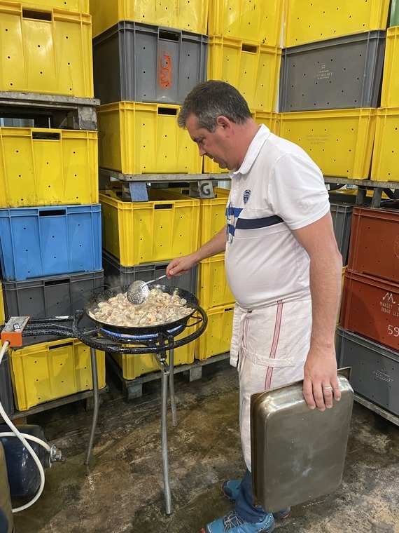 Visite amicale à quelques Aubassadeurs des Riceys pendant les vendanges.