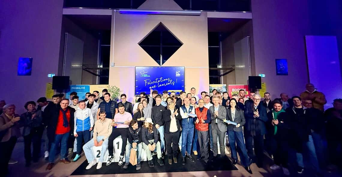 Et toi quelle est ta photo avec l'étoile Aubassadeurs en 2025 ?