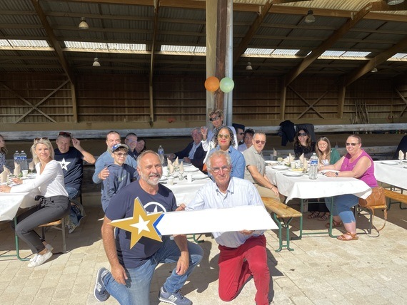 Une délégation Aubassadeurs au 100 ans du Coq Gaulois.