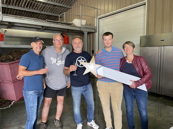 Visite amicale à quelques Aubassadeurs des Riceys pendant les vendanges.