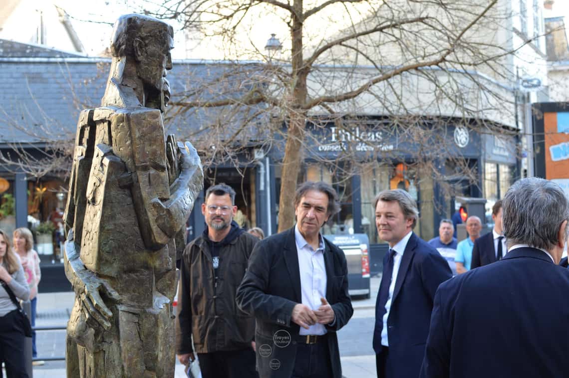 Exposition Du bronze au réel organisée par notre Aubassadeurs Eric Dumont.