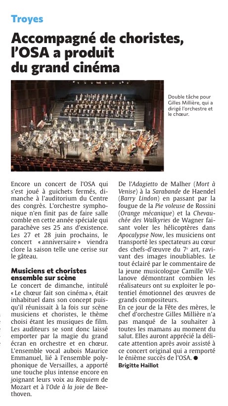 Accompagné de choristes, l'OSA a produit du grand cinéma !